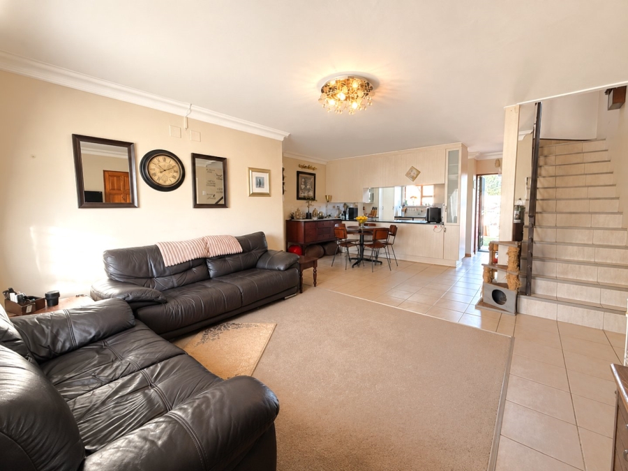 3 Bedroom Property for Sale in Universitas Free State